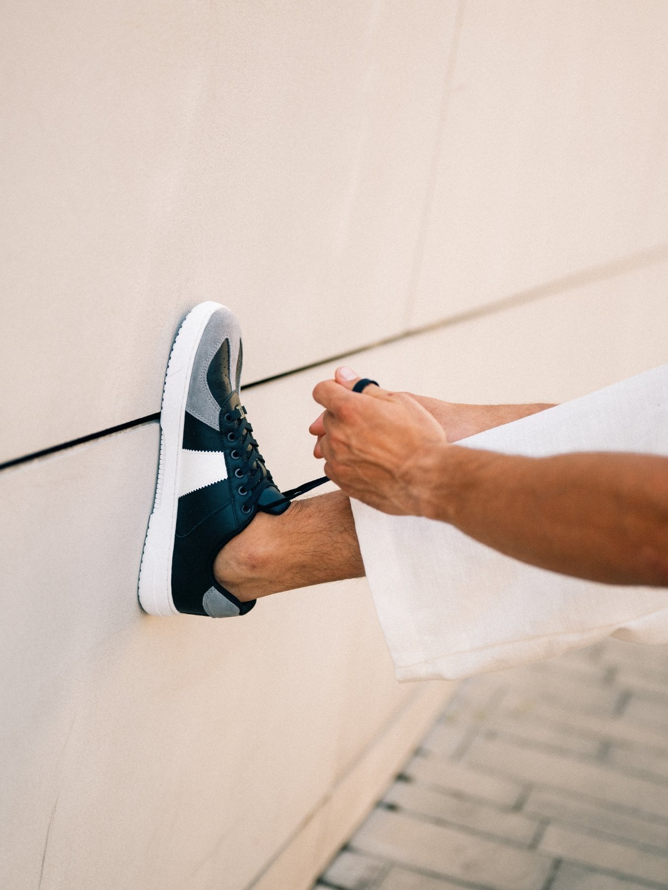 Босоногие кроссовки Barebarics Icara черно-серые