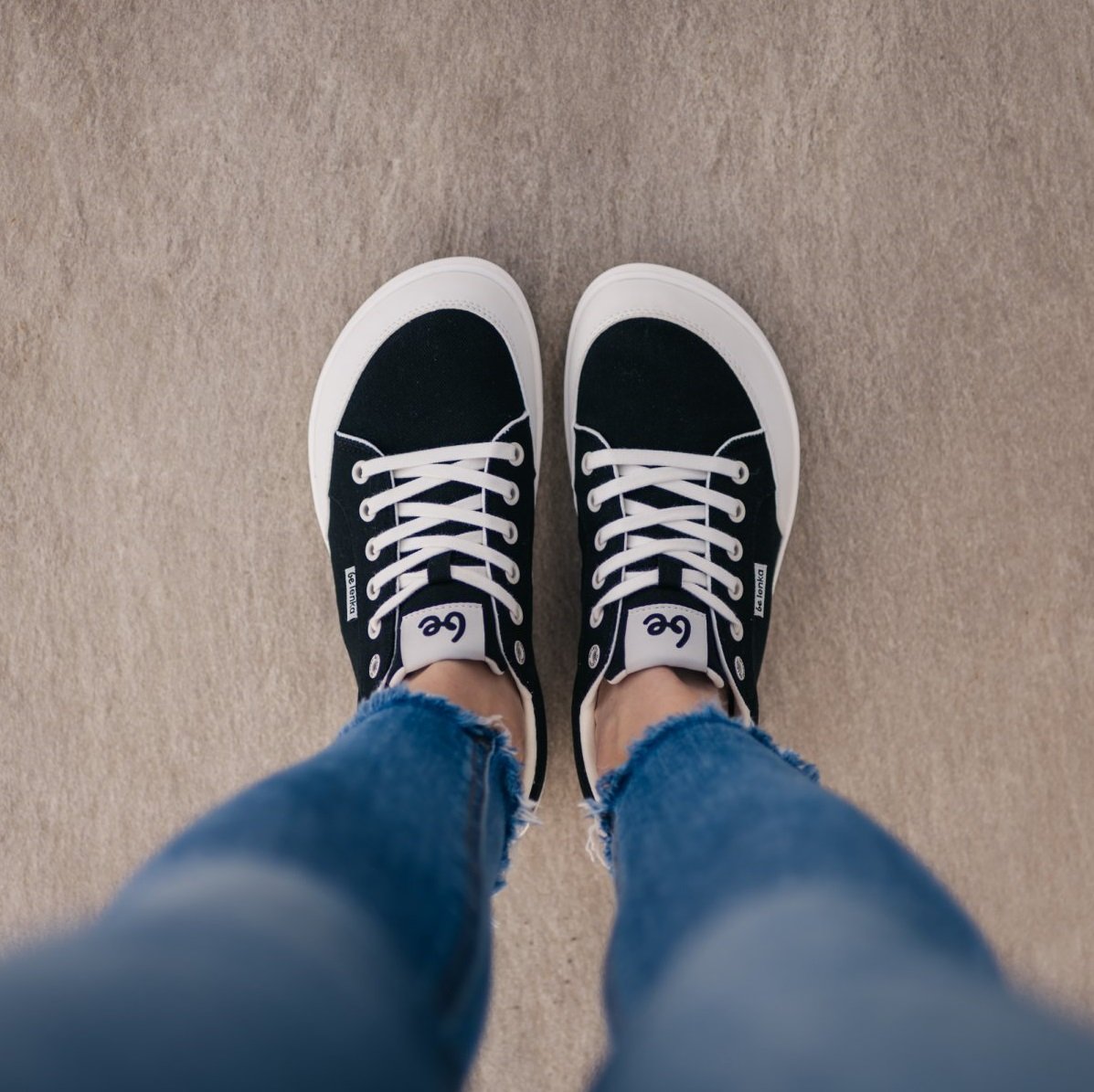 Босоногие кеды Be Lenka Rebound черно-белые