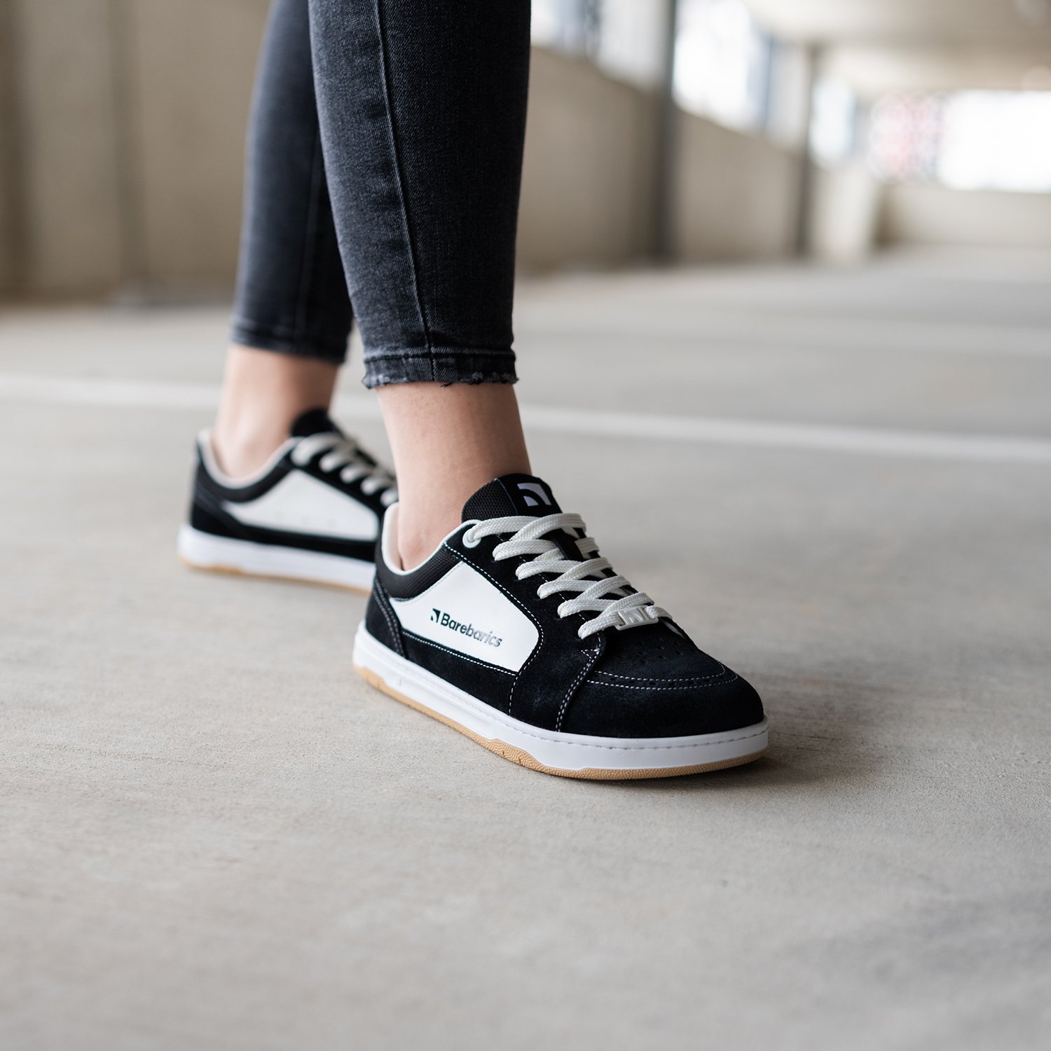 Босоногие кроссовки Barebarics Legend черные