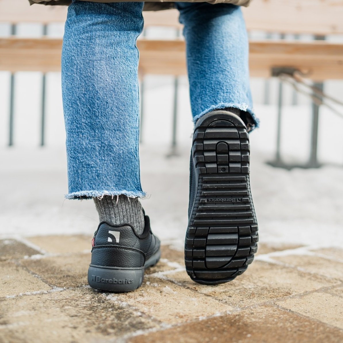 Босоногие кроссовки Barebarics Zing Frost черные
