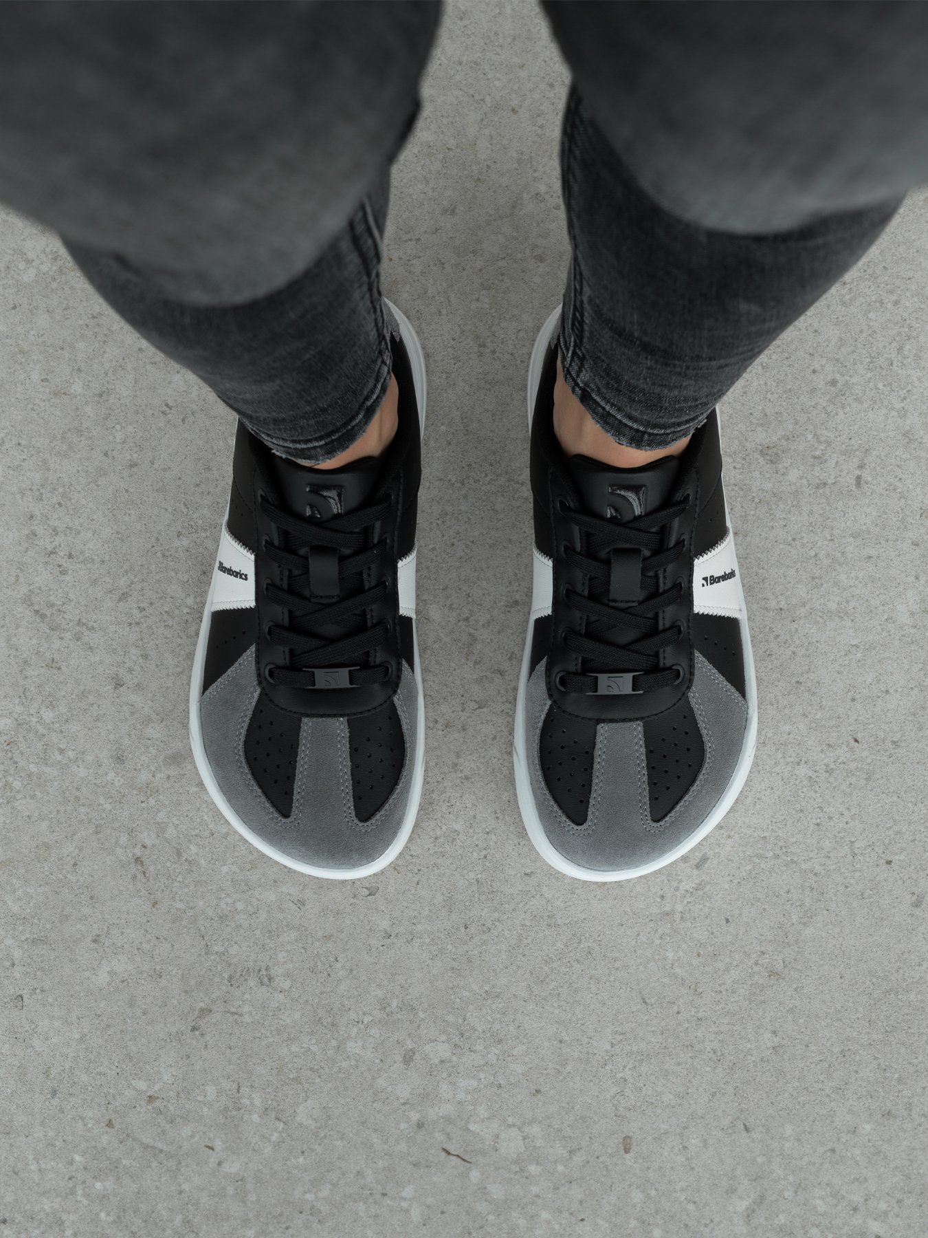 Босоногие кроссовки Barebarics Icara черно-серые