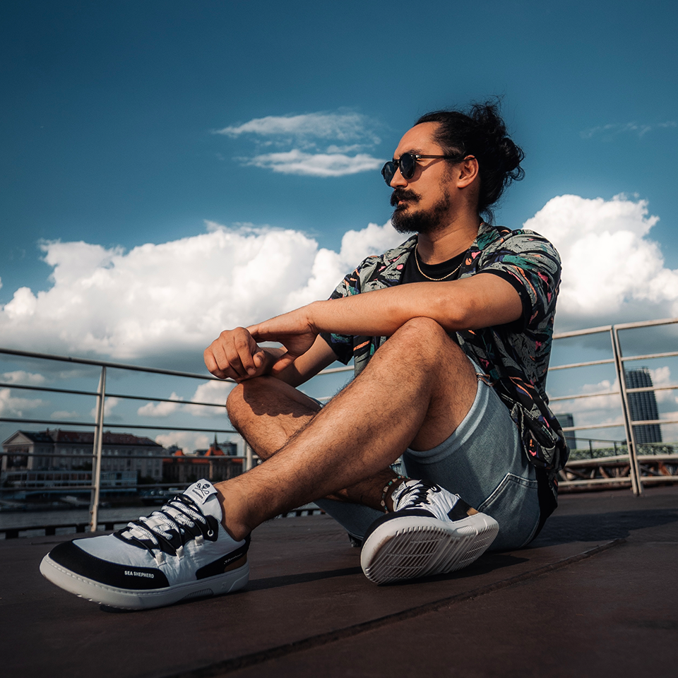 Босоногие кроссовки Barebarics Revive Orca белые