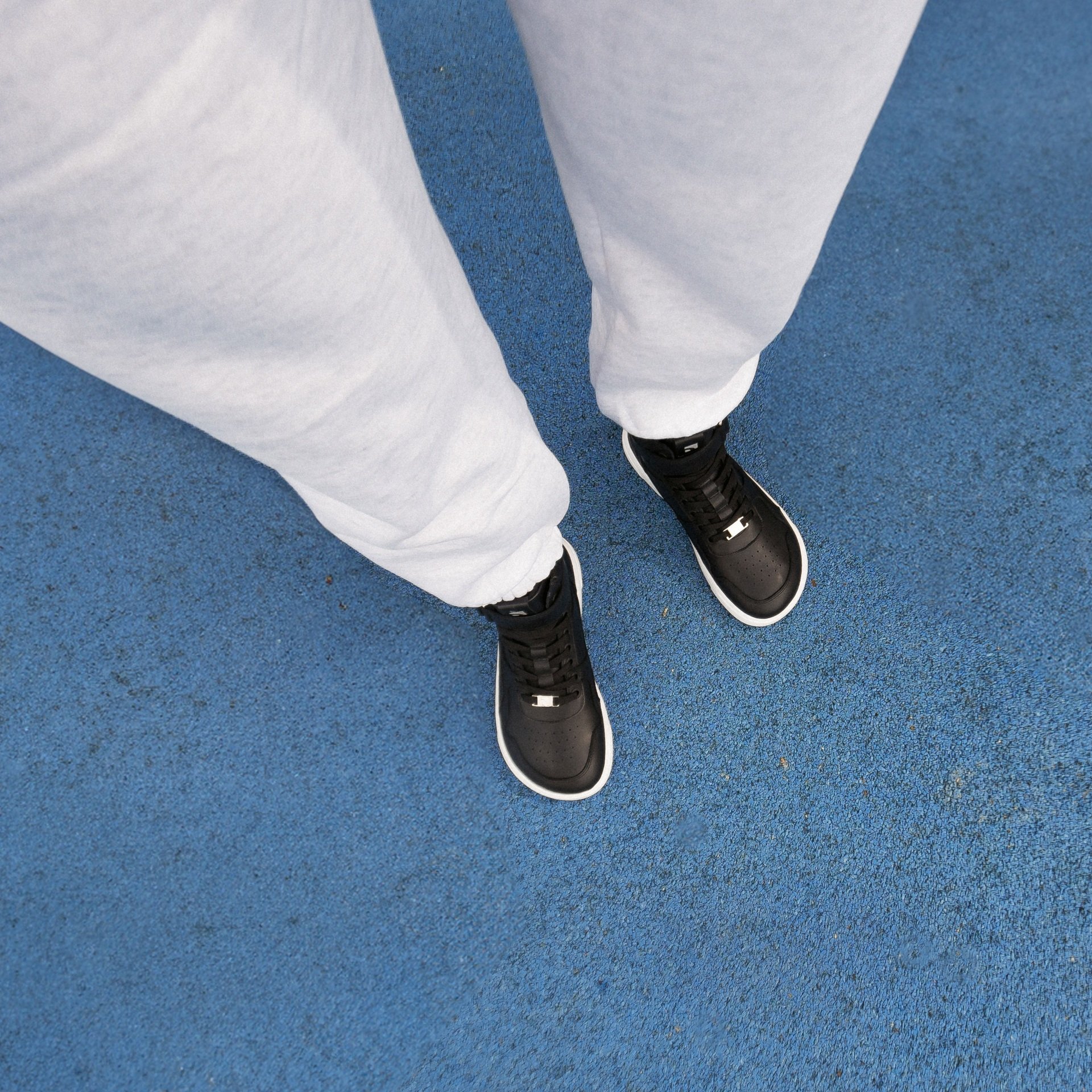 Кроссовки Barebarics Zing высокий верх черные/белые