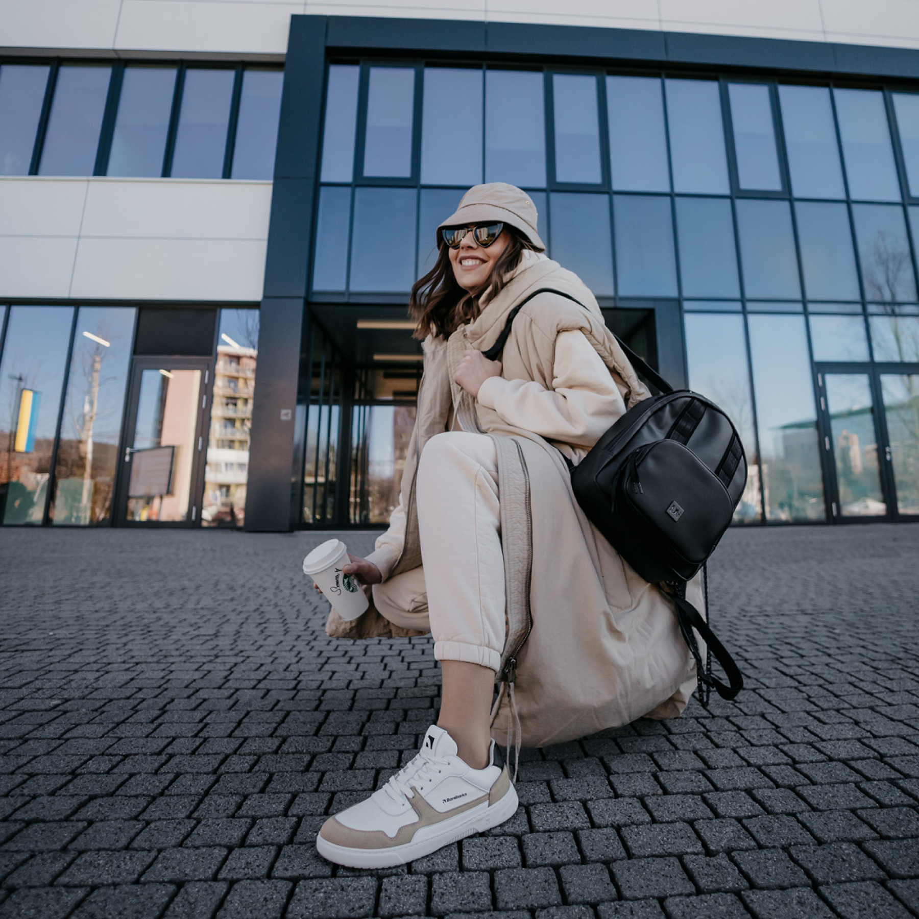 Кроссовки Barebarics Zing бело-бежевые