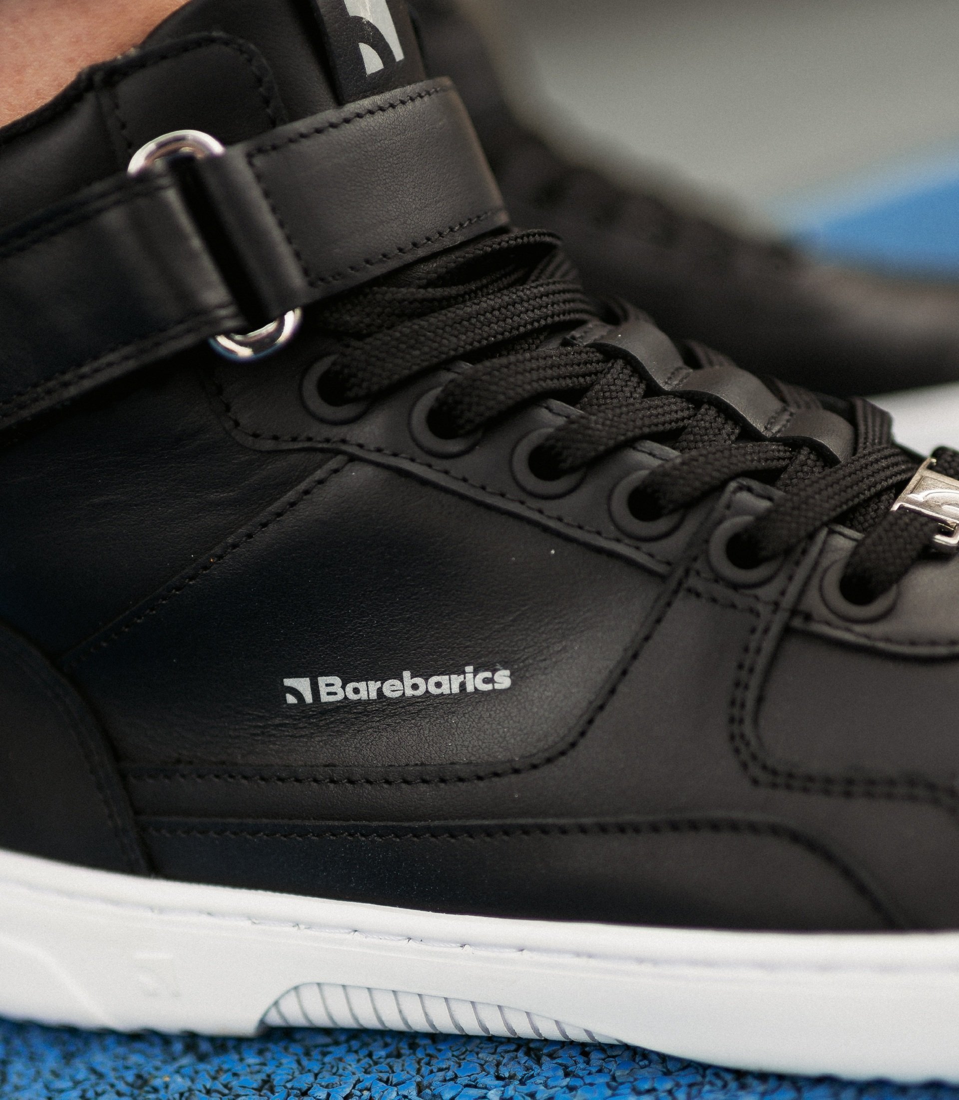 Кроссовки Barebarics Zing высокий верх черные/белые