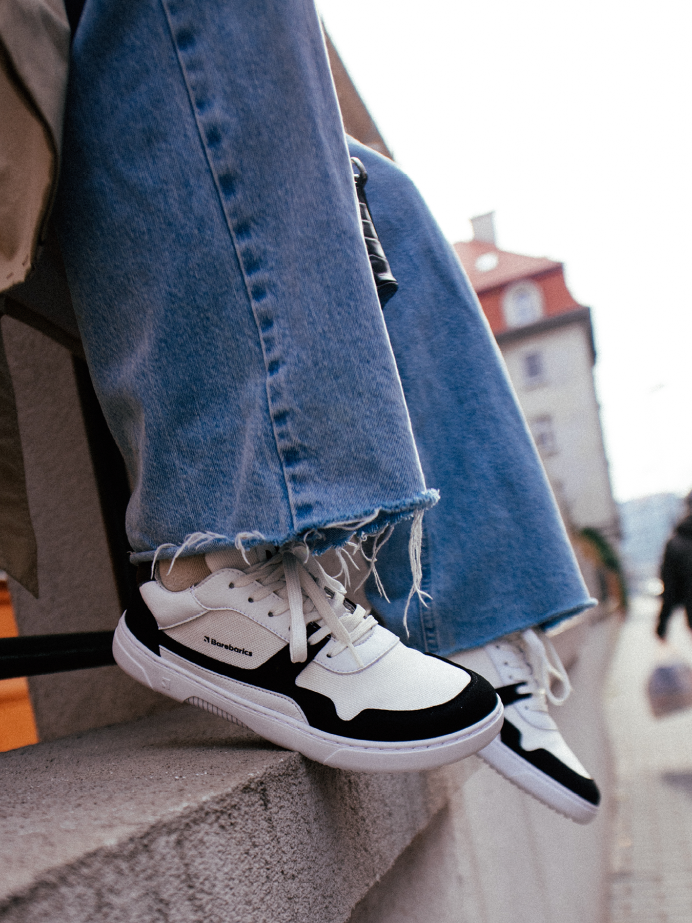 Босоногие кроссовки Barebarics Zing бело-черные